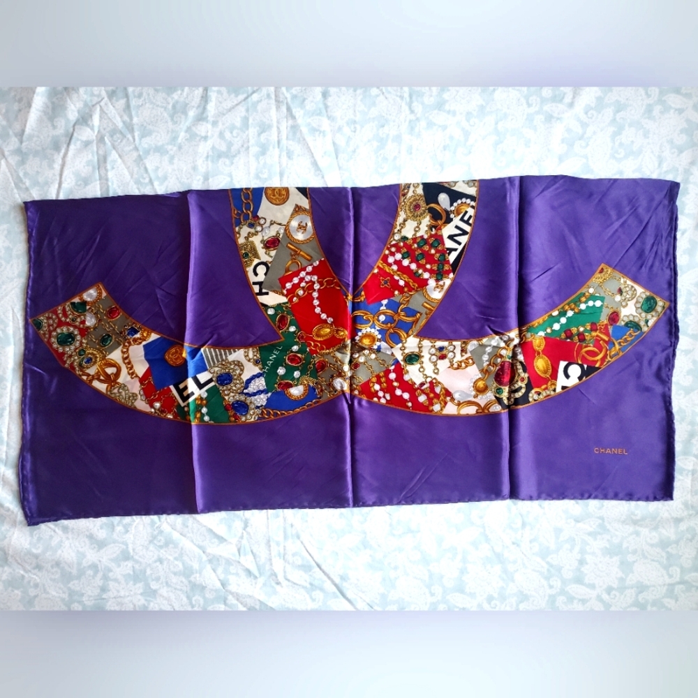 💜Chanel CC Jewel Print Scarf💜 - Picture 3 of 9